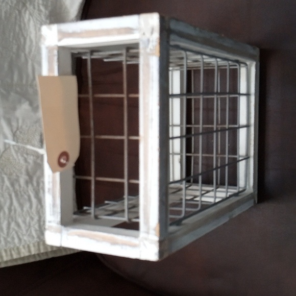 Wooden Wire Box - Picture 3 of 3